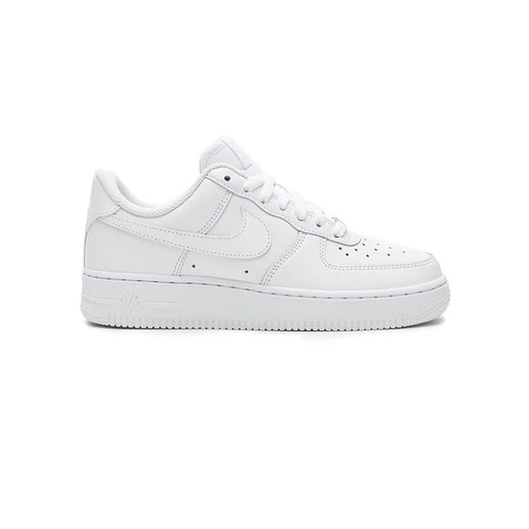 Nike Air Force 1 ‘07 in white, size 6 women’s - Picture 8 of 8